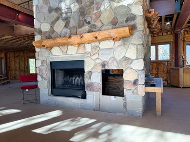 Discover a once-in-a-life opportunity on Ten Mile Lake, one of - photo 36