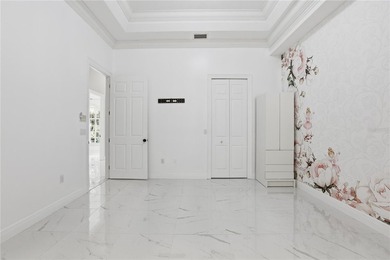 Set behind the exclusive double gates of Crescent Oaks, this - photo 46