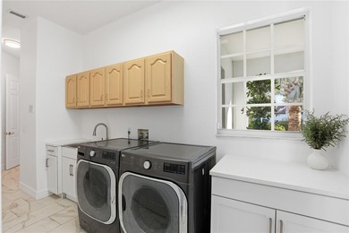 Set behind the exclusive double gates of Crescent Oaks, this - photo 47