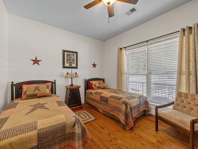 PRICE IMPROVEMENT - Agent-owned. Stunning lakefront opportunity - photo 22