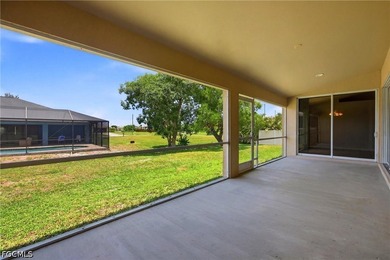 WELCOME HOME! Desirable 3/2/2 with DEN and lots of sliders to - photo 31