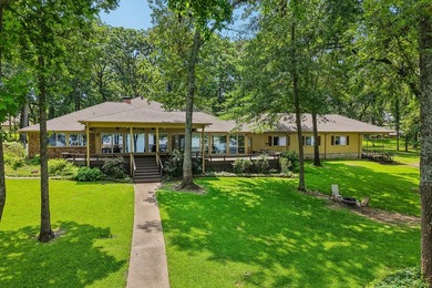 Exceptional deep-water waterfront home in the desirable - photo 34