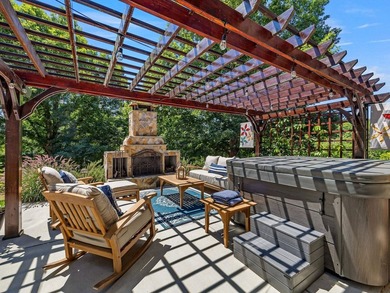 PRICE IMPROVEMENT - Agent-owned. Stunning lakefront opportunity - photo 41