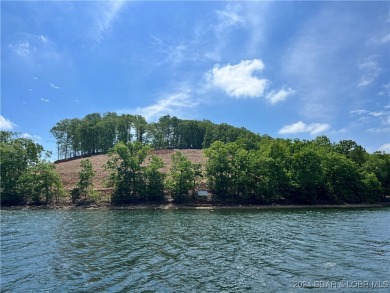 Lake Lot For Sale in Lake Ozark, Missouri