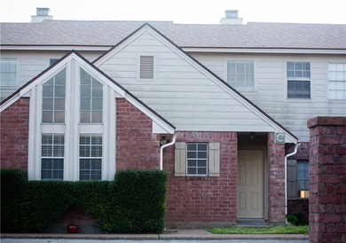 Totally remodeled with modern finishes and thoughtful upgrades - photo 1