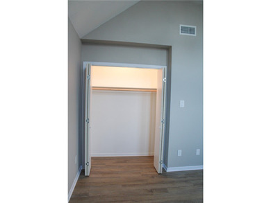 Totally remodeled with modern finishes and thoughtful upgrades - photo 10