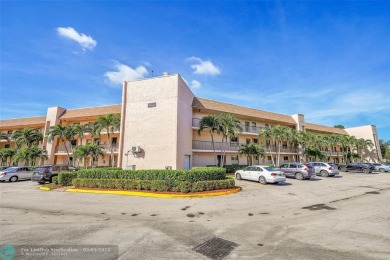 Lake Condo For Sale in Sunrise, Florida