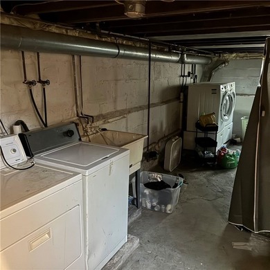 Excellent opportunity for investors and owner-occupants alike! - photo 26