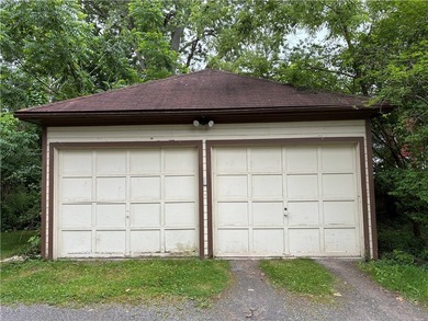 Excellent opportunity for investors and owner-occupants alike! - photo 28