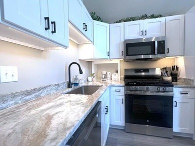 52 Acre Estate boasting a luxurious home with features including - photo 32