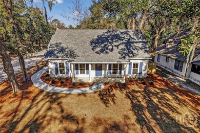 Beautiful new construction offering 3 bedrooms and 2 full - photo 42