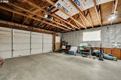 Welcome home to this charming bungalow situated on a spacious - photo 15