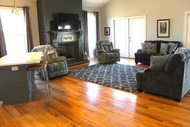 Welcome to this beautiful well-appointed lakefront home in the - photo 20
