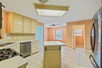Welcome to this inviting three bedroom, two bathroom home with a - photo 7