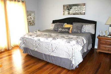 Welcome to this beautiful well-appointed lakefront home in the - photo 28