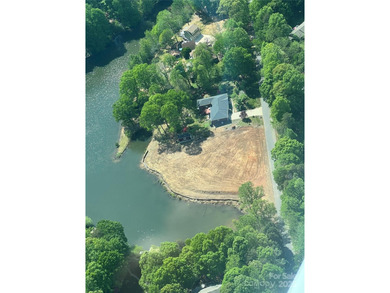 Lake Norman Lot For Sale in Mooresville North Carolina