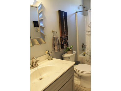 Welcome to this beautiful well-appointed lakefront home in the - photo 36