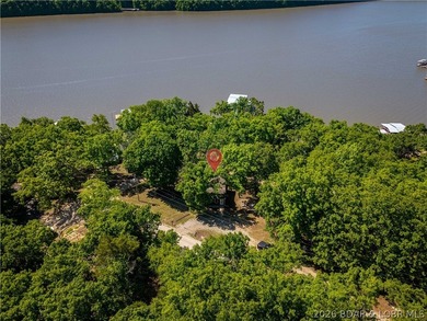 Beautifully updated 2-bedroom home sits on a nearly half-acre - photo 44