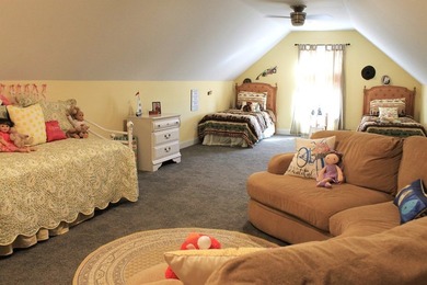 Welcome to this beautiful well-appointed lakefront home in the - photo 46