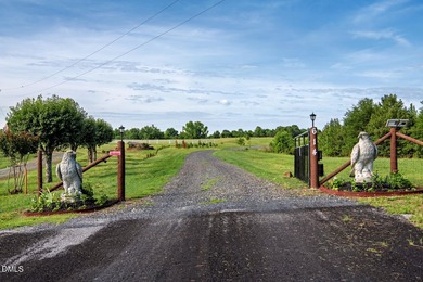 One-of-a-kind luxury custom estate privately set on 13 acres - photo 7