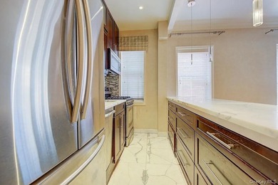 THE APARTMENT: Welcome to #6F - a quiet and bright, nicely sized - photo 12