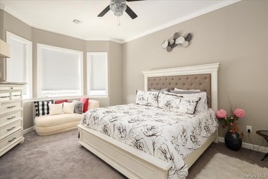 Luxurious Resort Style Living At The Seasons Elwood! Upscale 55+ - photo 19