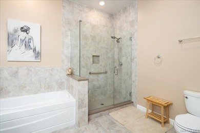 Luxurious Resort Style Living At The Seasons Elwood! Upscale 55+ - photo 24