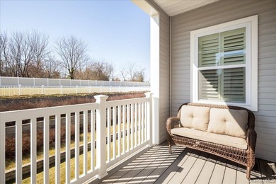 Luxurious Resort Style Living At The Seasons Elwood! Upscale 55+ - photo 29