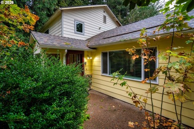 (private lake, pond, coastal) Home For Sale in Rhododendron Oregon