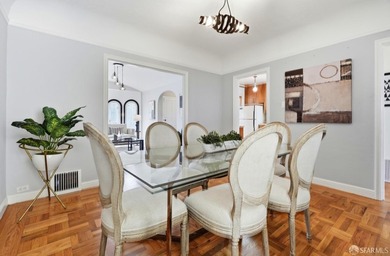 This is an excellent opportunity to live in a charming home - photo 15