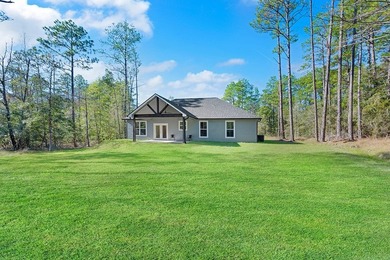Secluded Haven in Rayburn Country, a pristine gem of new - photo 22