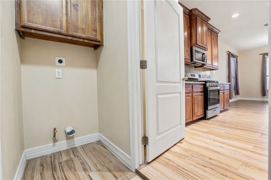 Welcome to 2221 Cuarzo Drive in Corpus Christi! This - photo 32