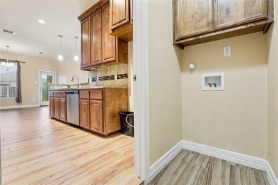 Welcome to 2221 Cuarzo Drive in Corpus Christi! This - photo 33