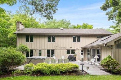 Discover this 2,800 sq ft wood clad contemporary nestled on one - photo 37