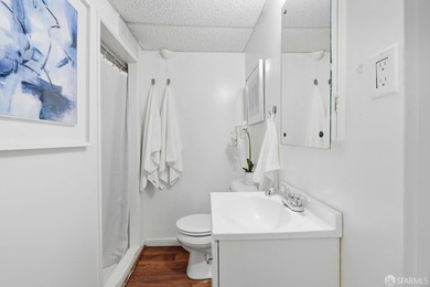 This is an excellent opportunity to live in a charming home - photo 43