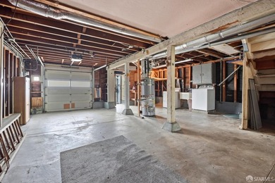 This is an excellent opportunity to live in a charming home - photo 50