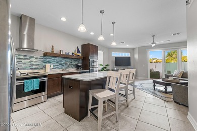 This is TURN KEY Florida living at it's finest in this end unit - photo 3