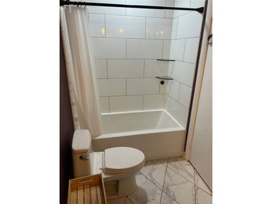 Don't miss this beautiful 3BR 2 BATH 1800+ sq ft home situated - photo 18