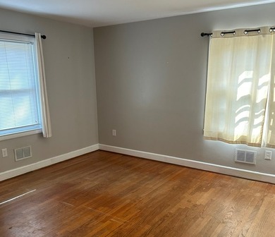 Don't miss this beautiful 3BR 2 BATH 1800+ sq ft home situated - photo 25