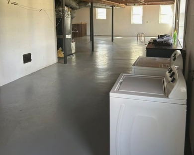 Don't miss this beautiful 3BR 2 BATH 1800+ sq ft home situated - photo 27