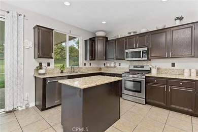 Golf course views, TURNKEY home located in Chapman - photo 10