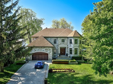 (private lake, pond, creek) Home For Sale in Pointe-Claire Quebec