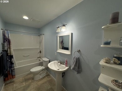 Beautiful custom Craftsman home offering 2,835 sq ft of - photo 15