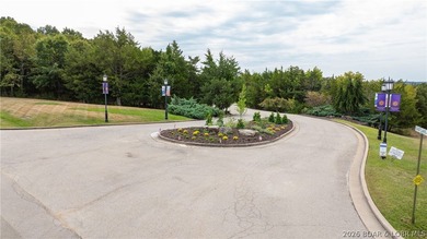 Offering almost 5 acres and 220' of shoreline, this double lot - photo 25