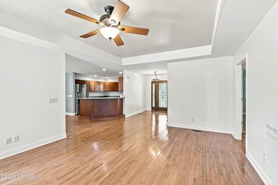 Spacious custom home in the desirable Seabrook Point community - photo 26