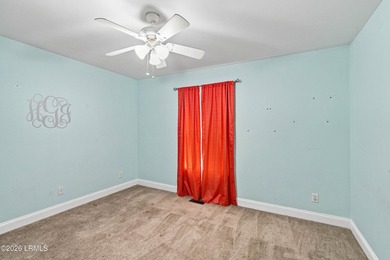 Spacious custom home in the desirable Seabrook Point community - photo 27