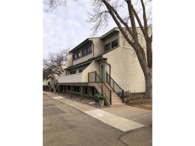 Neill Lake Condo For Sale in Eden Prairie Minnesota