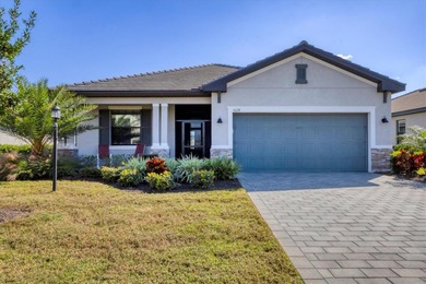 (private lake, pond, creek) Home For Sale in Bradenton Florida