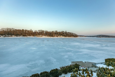 Candlewood Isle Waterfront Retreat - photo 24