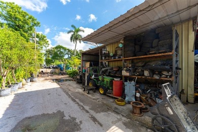 Excellent opportunity to acquire 5.5 acres of prime land - photo 8